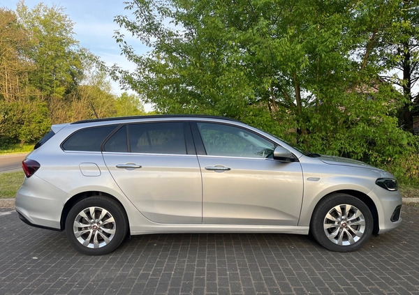 Fiat Tipo cena 48900 przebieg: 70021, rok produkcji 2019 z Murowana Goślina małe 631